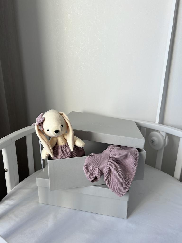 Зайка из двухсторонней замши в платьице (зайка в цвете ванильный крем)