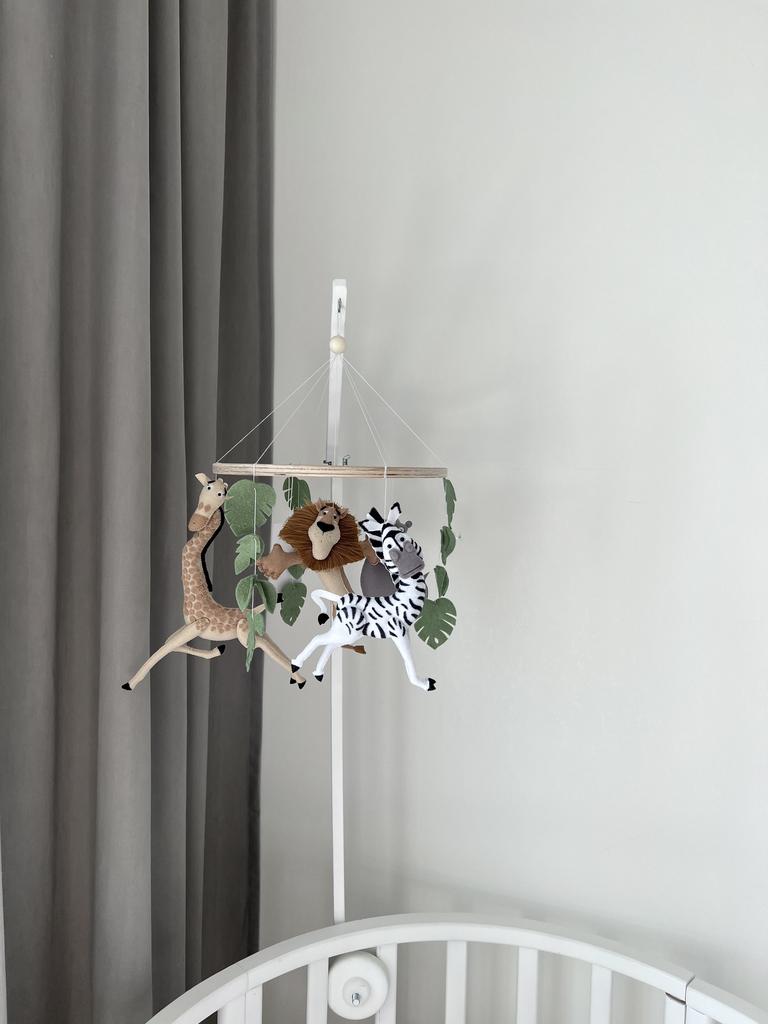 Лев Алекс, зебра Марти, жираф Мелман и гиппопотамиха Глория из доброго, весёлого и красочного мультфильма «Мадагаскар»