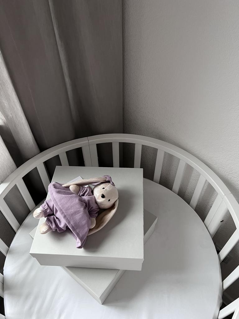 Зайка из велюра в платьице.