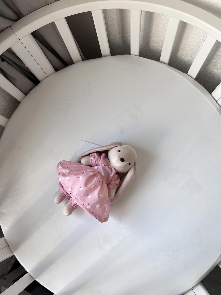 Зайка из велюра в платьице.