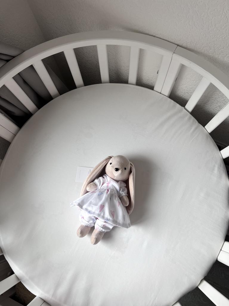 Зайка из велюра в платьице.