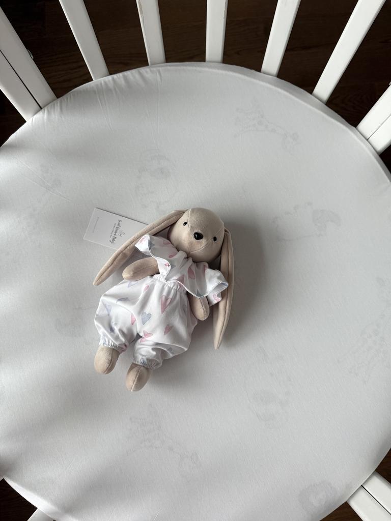 Зайка из велюра в штанишках.