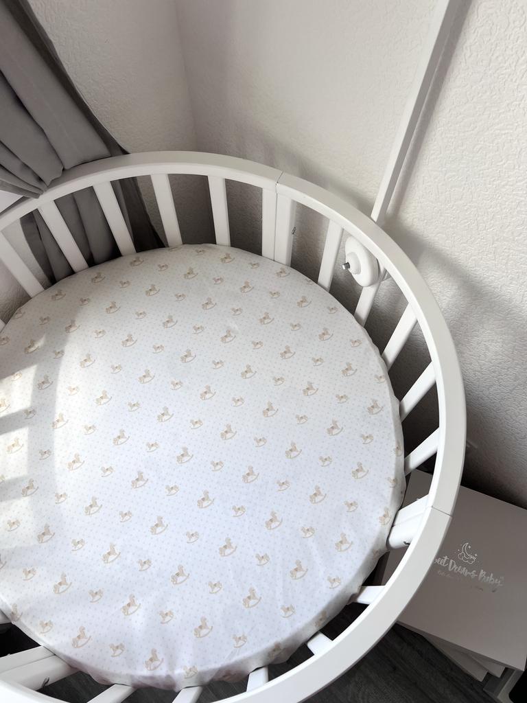 Простынь на резинке (принт лошадки)