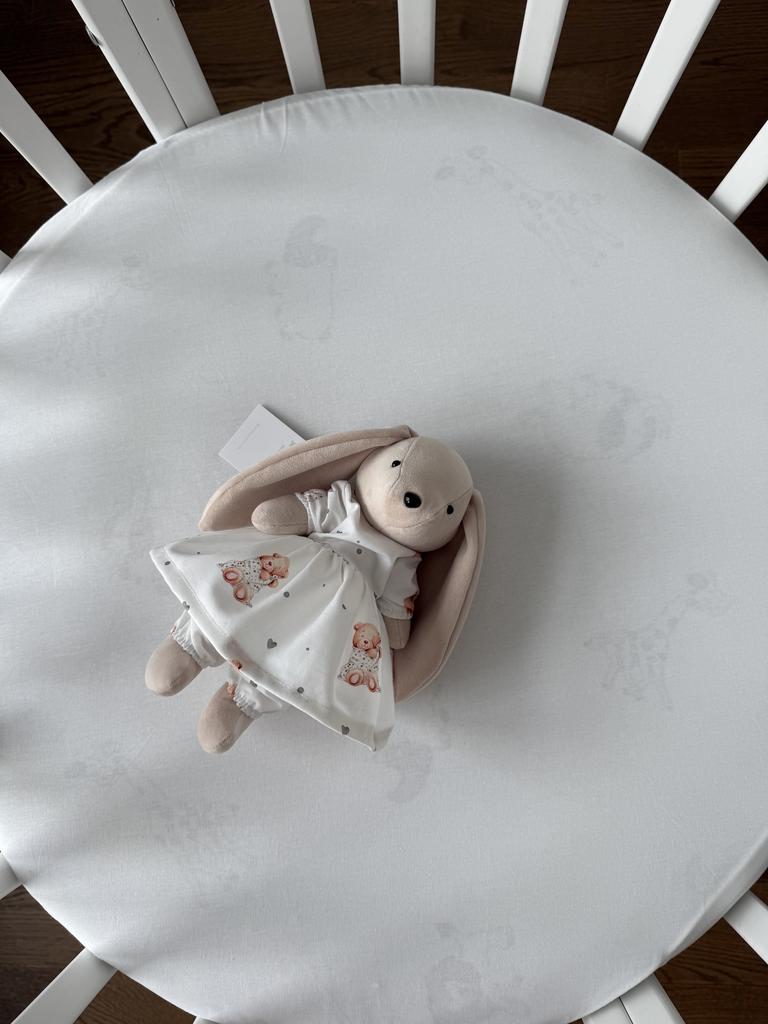 Зайка из велюра в платьице.