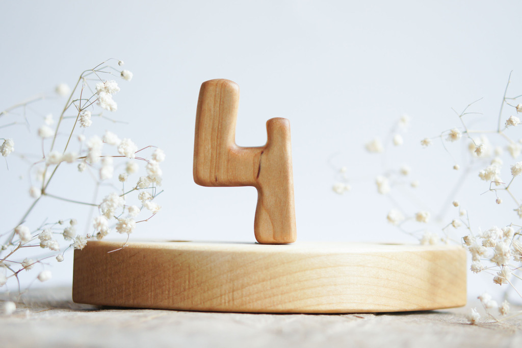 Wooden number 4