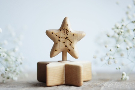 Wooden star zodiac Virgo