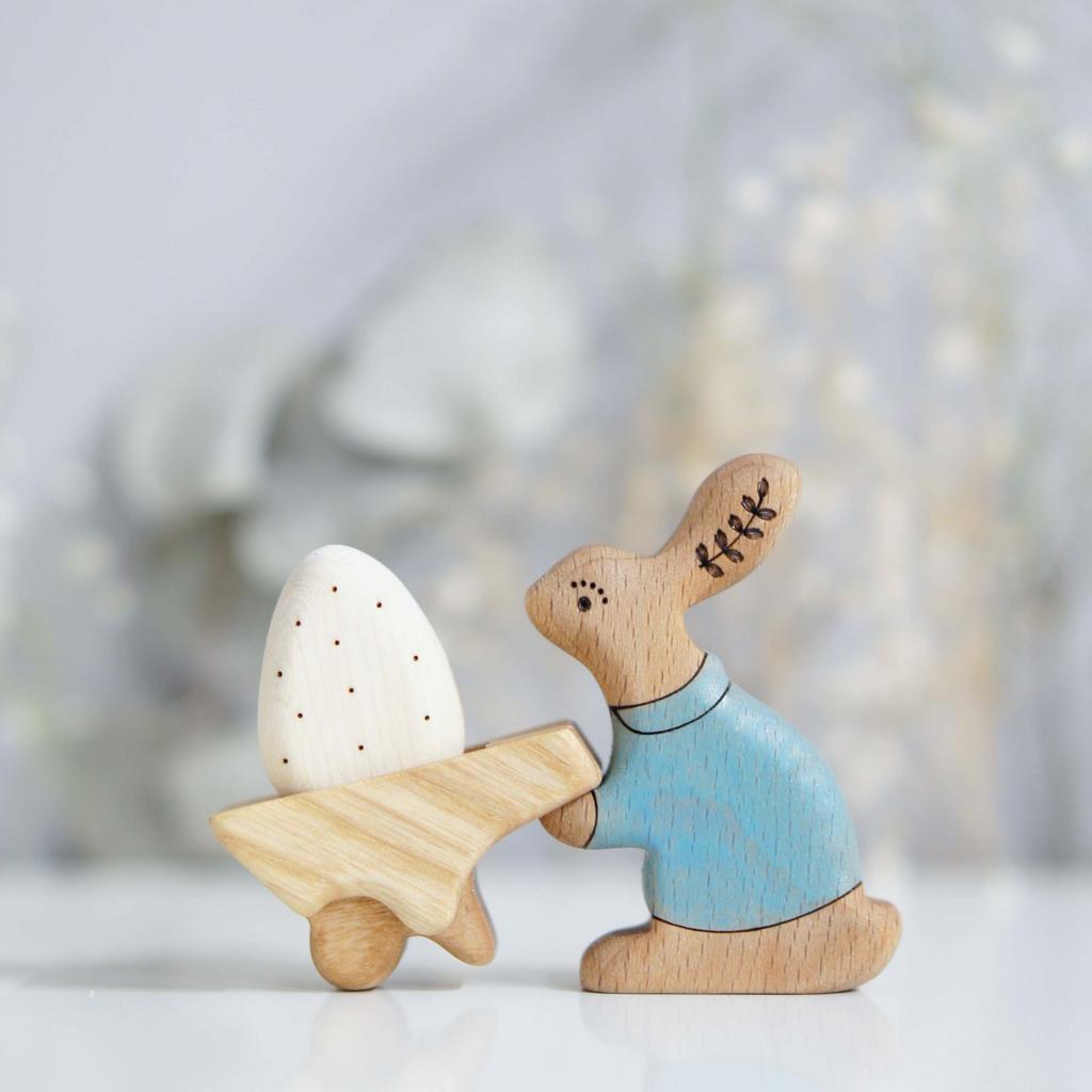 Peter Rabbit with handcart and egg. Easter toy set