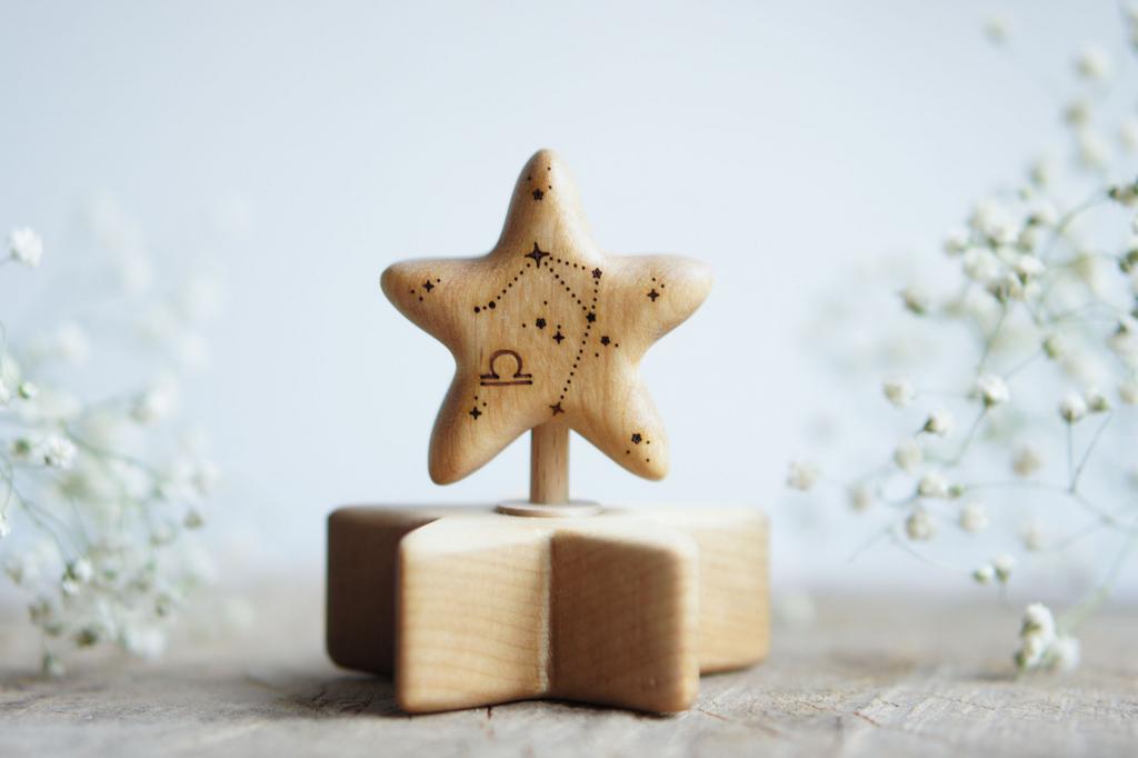 Wooden star zodiac Libra