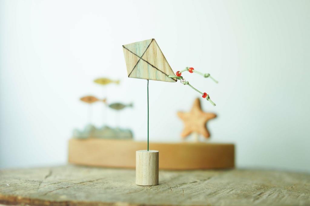 Kite ornament (painted)