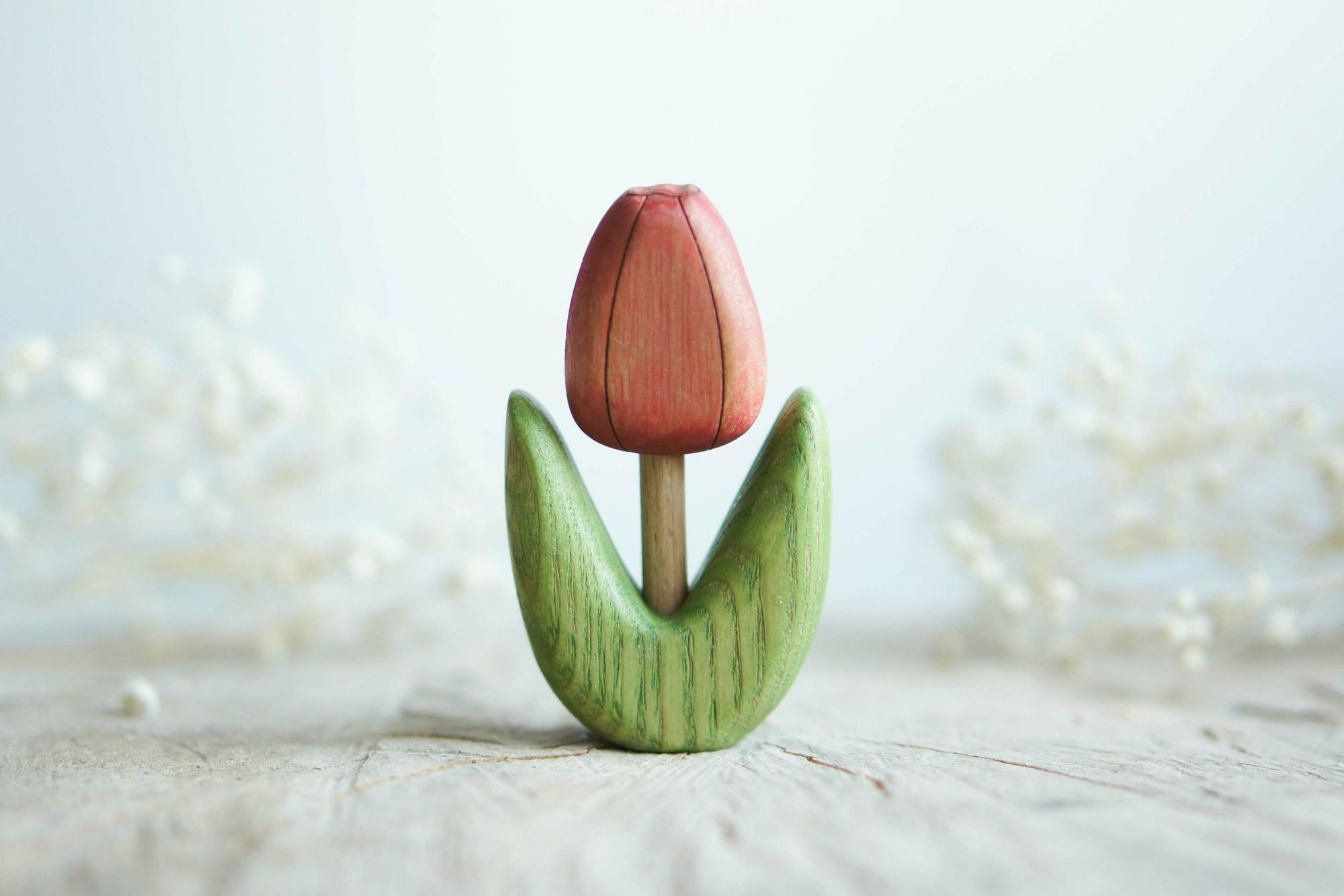 Tulip red flower wooden toy
