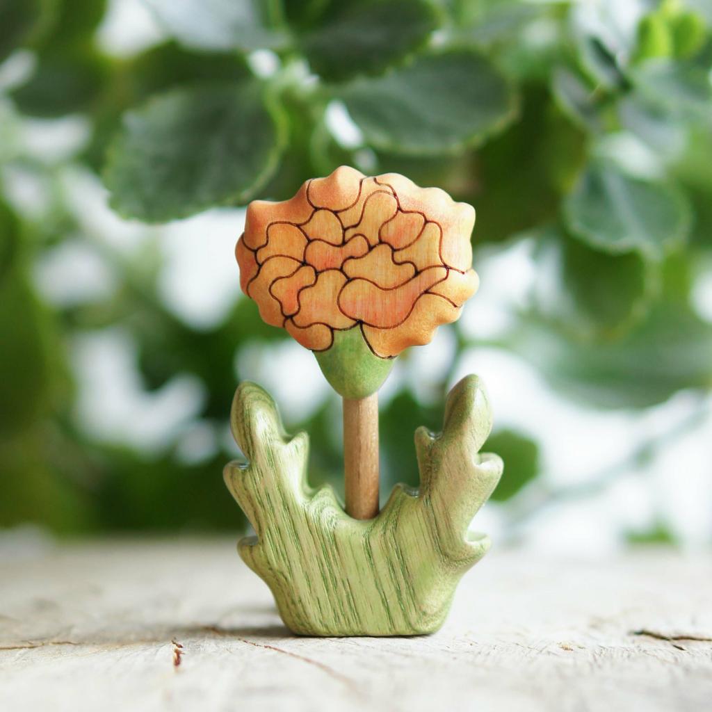 Marigold flower wooden toy (birth flower October)