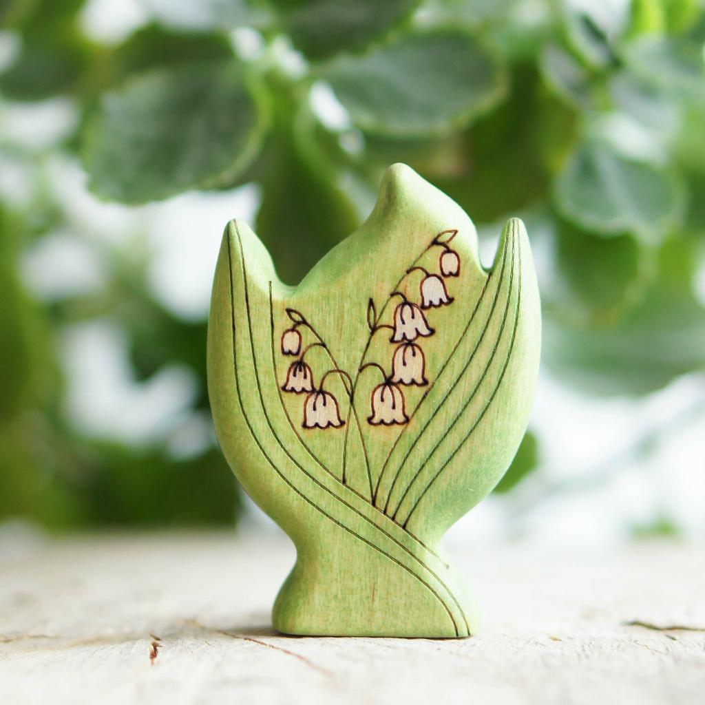 Lilies of the valley flower wooden toy (birth flower December)
