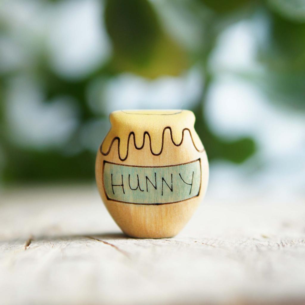 Wooden hunny pot