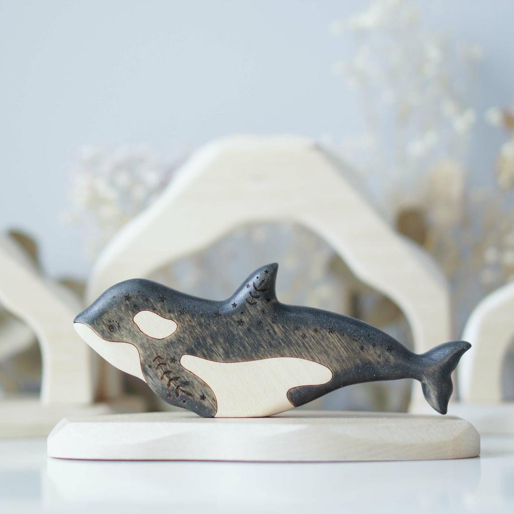Orca wooden toy (big) (with sparkle)