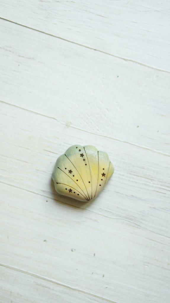 Shell wooden toy (green)