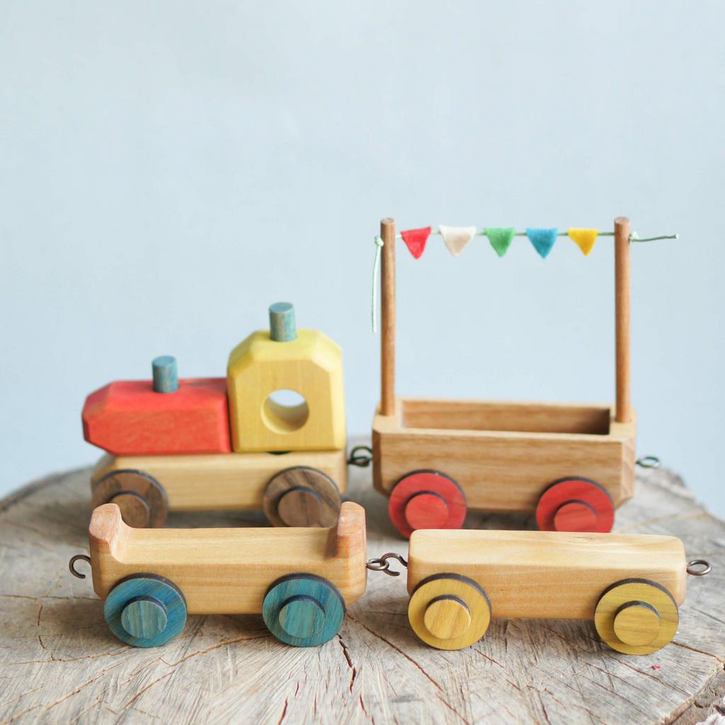 Tran wooden toy set 4 pcs