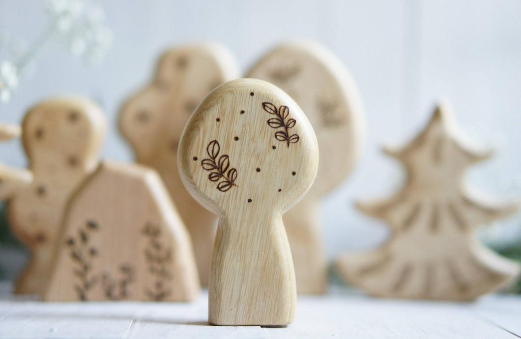 Wooden tree toy 5 (natural)