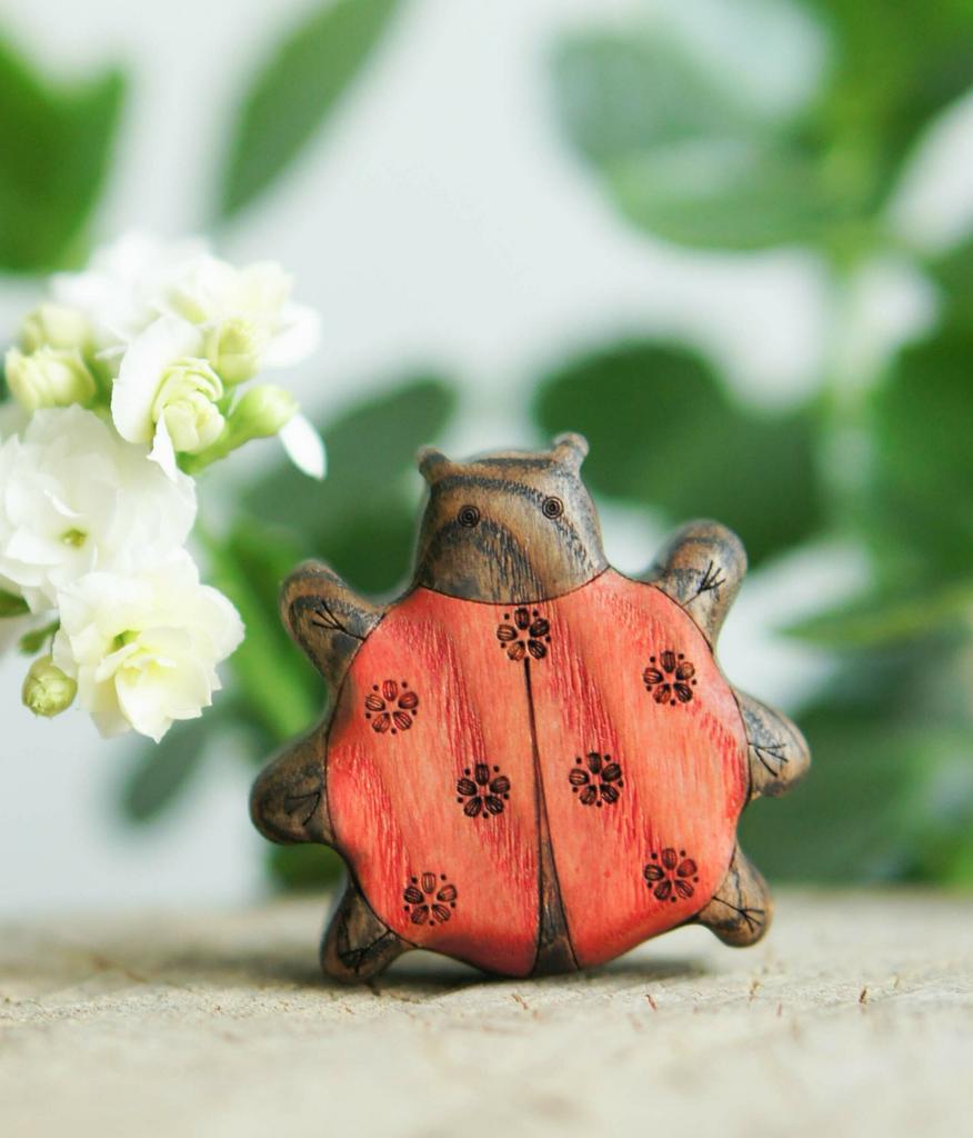 Ladybug wooden toy (colored)