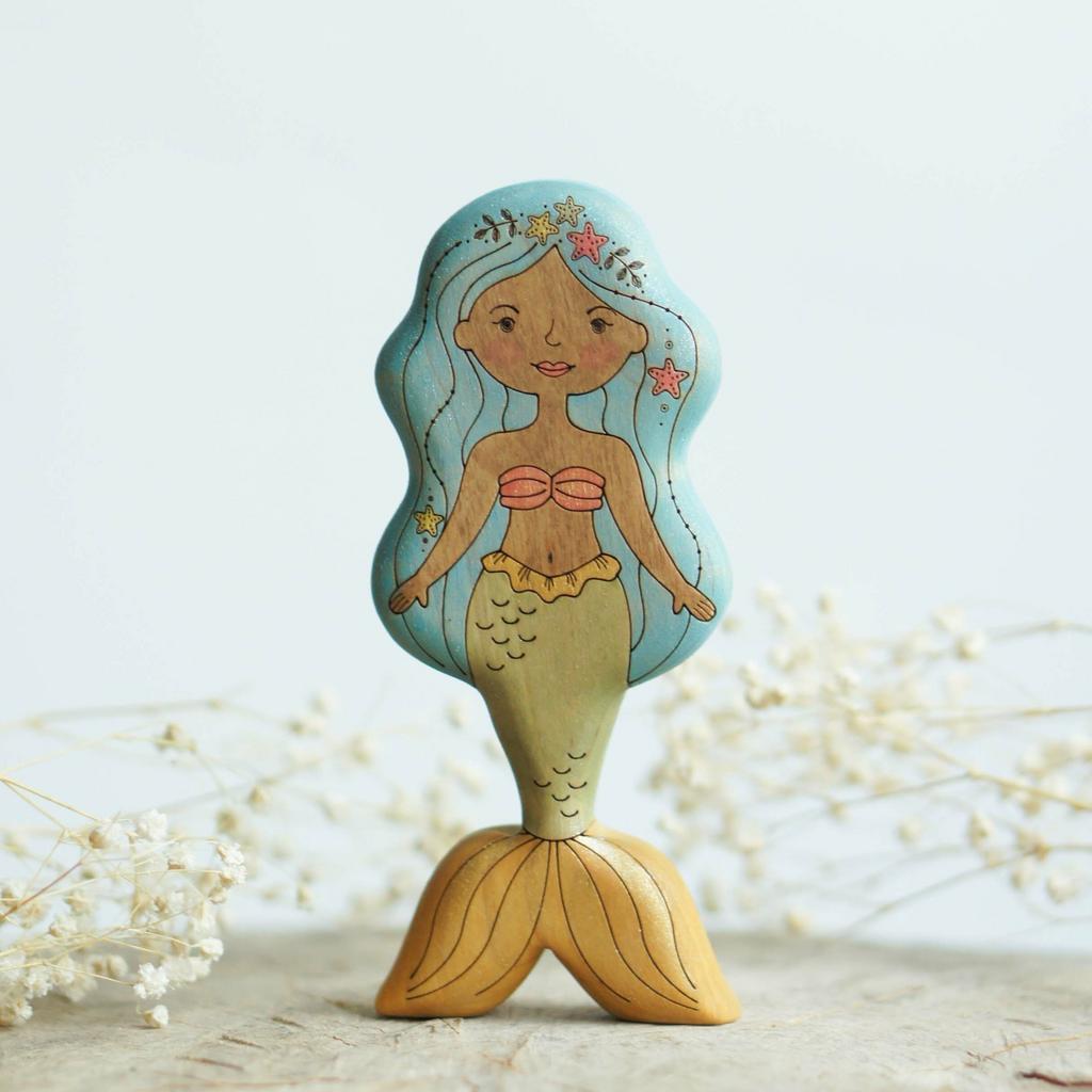 Mermaid blue hair (dark skin)