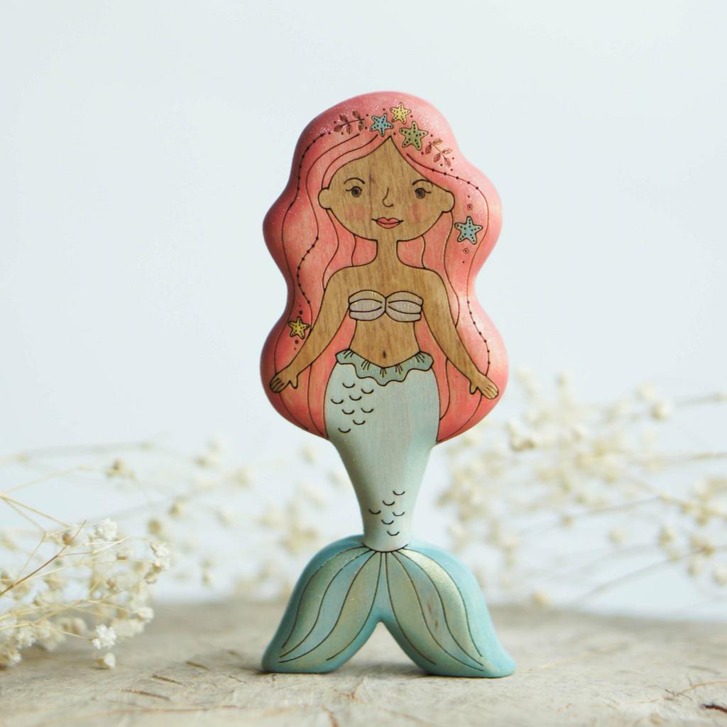 Mermaid pink hair (dark skin)