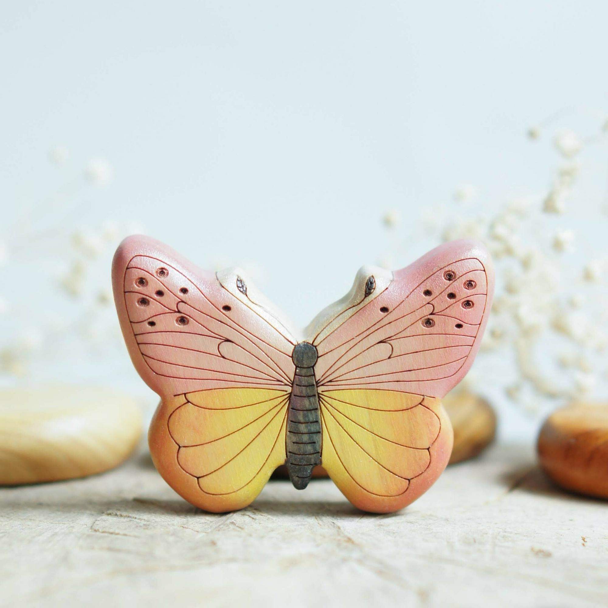 Butterfly wooden toy (rose-yellow)