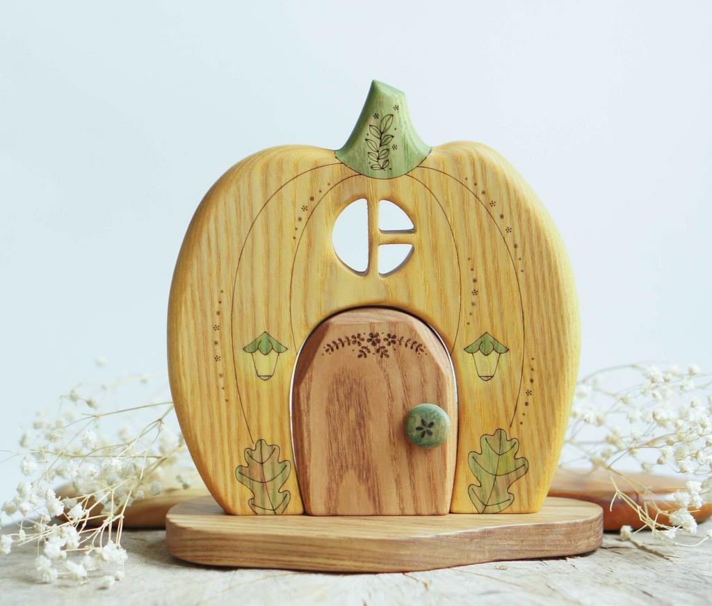 Gnome pumpkin house wooden toy