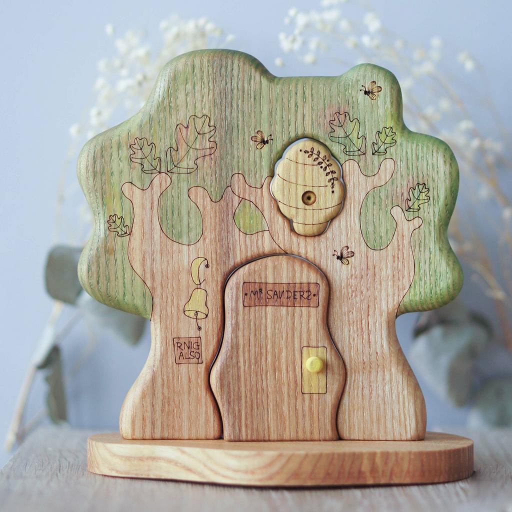 Tree house Winnie the Pooh wooden toy
