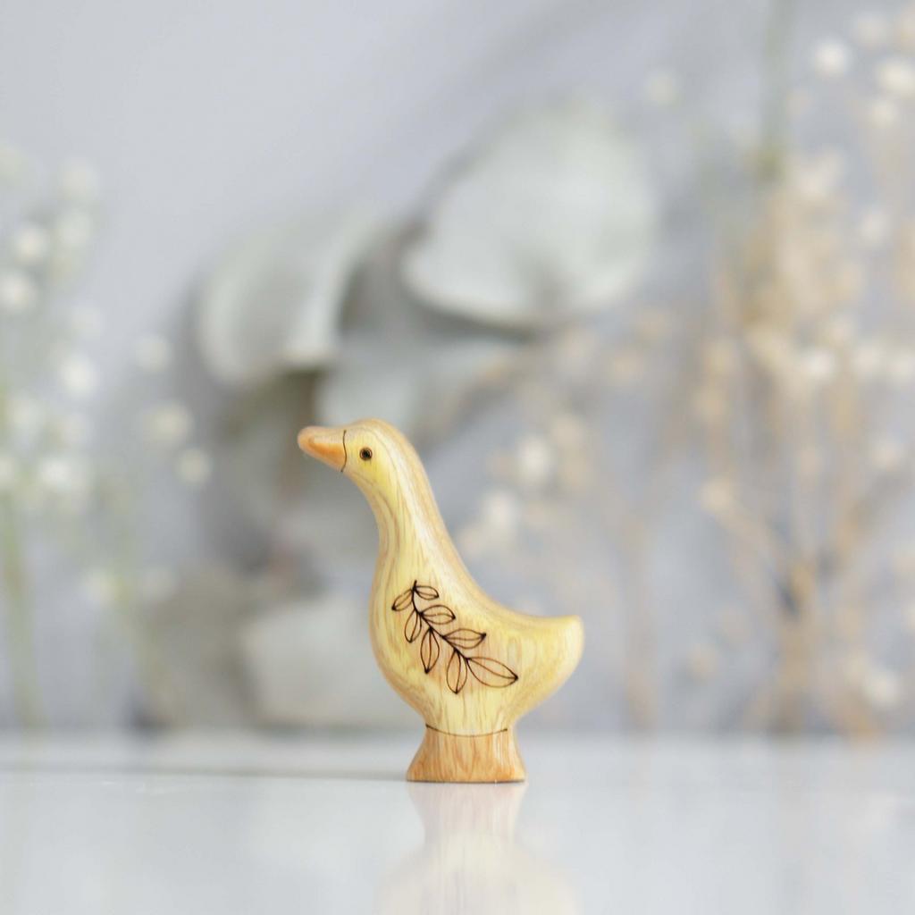 Gosling baby wooden toy yellow (color)