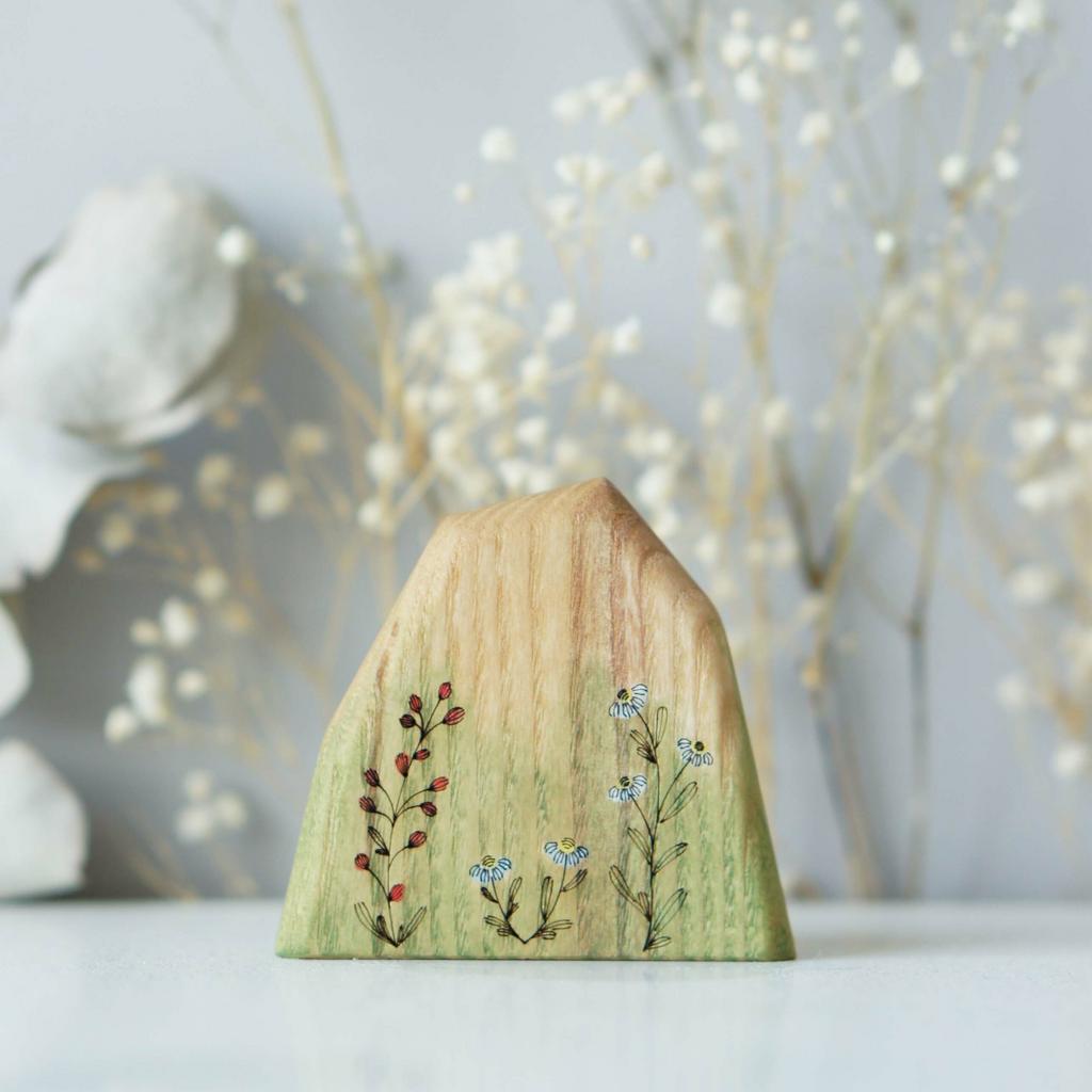 Wooden tree toy 7 (painted)