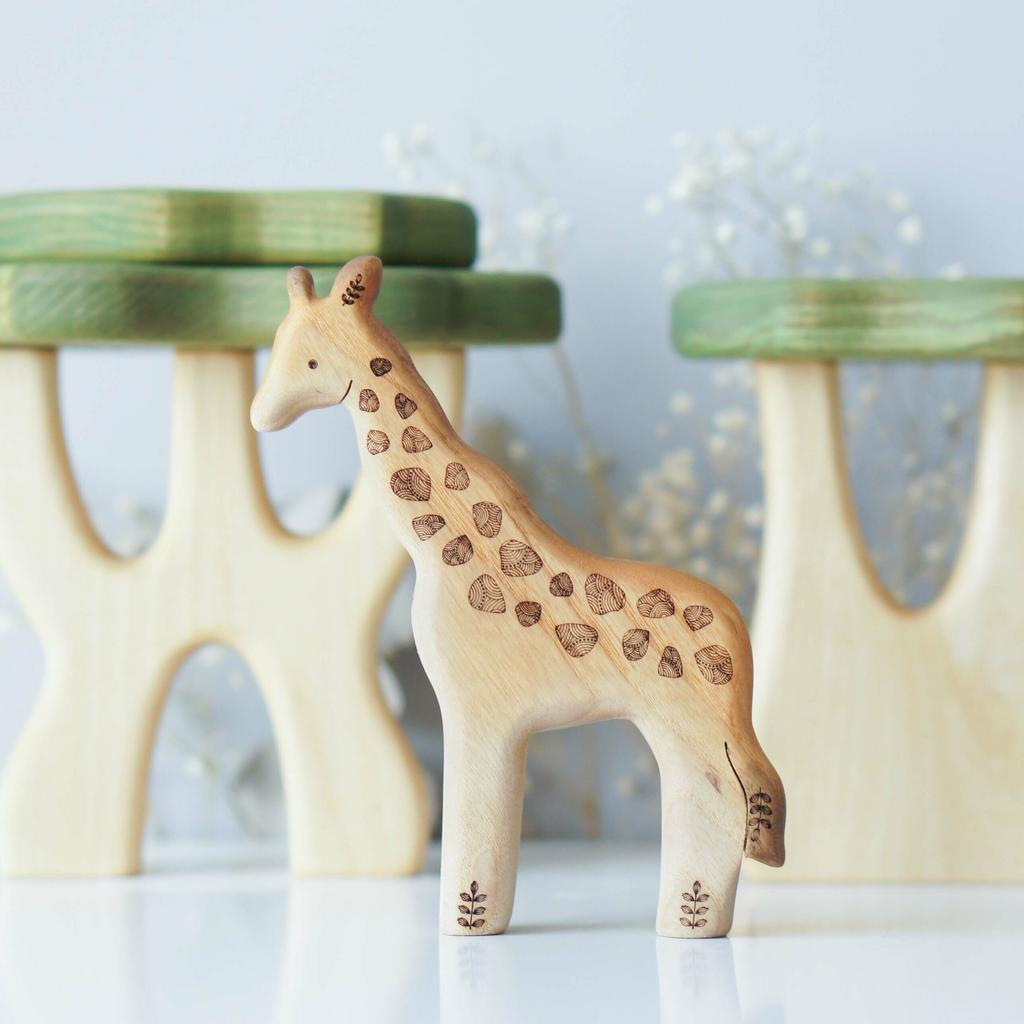 Giraffe mom (ears separately) wooden toy (colored)