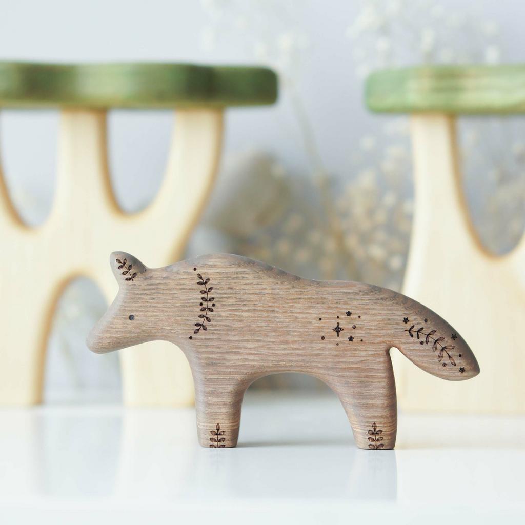 Wolf wooden toy (colored)