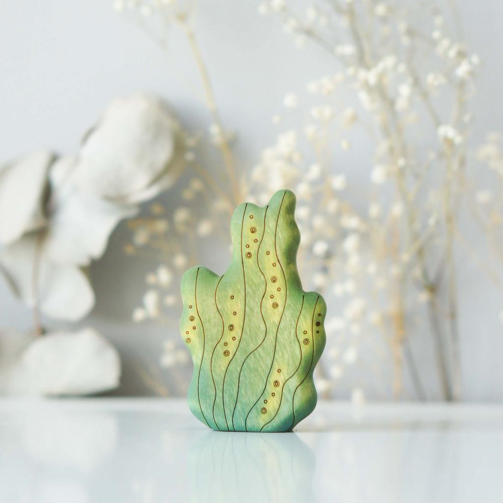 Seaweed green (color)