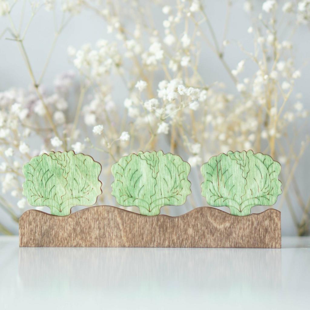 Garden bed with cabbage (set of 3)