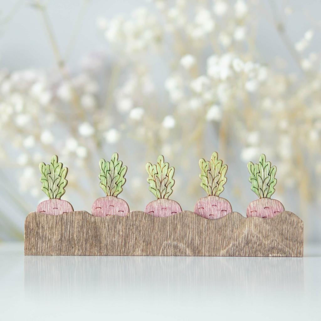 Garden bed with beet (set of 5)