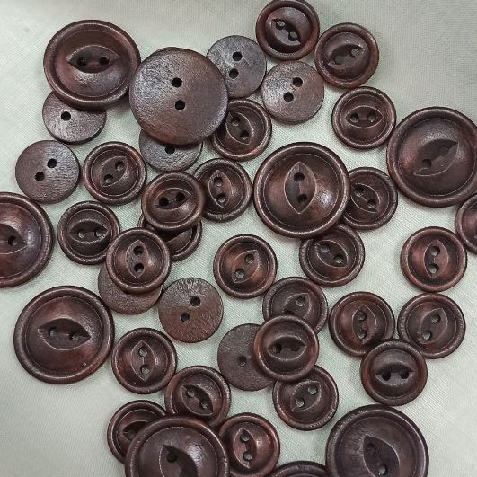 пуговицы деревянные темные