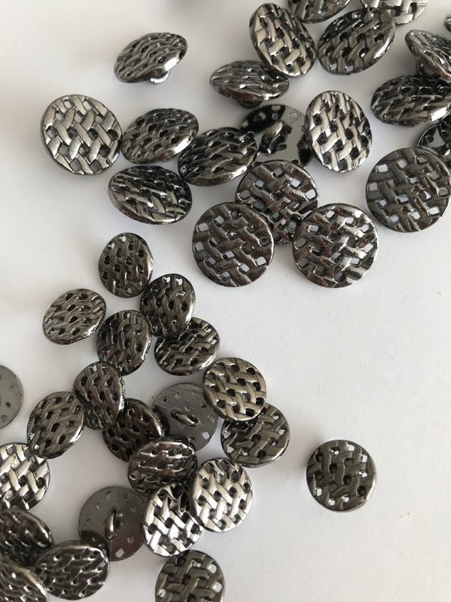 пуговицы металлические серебро  11мм 15мм