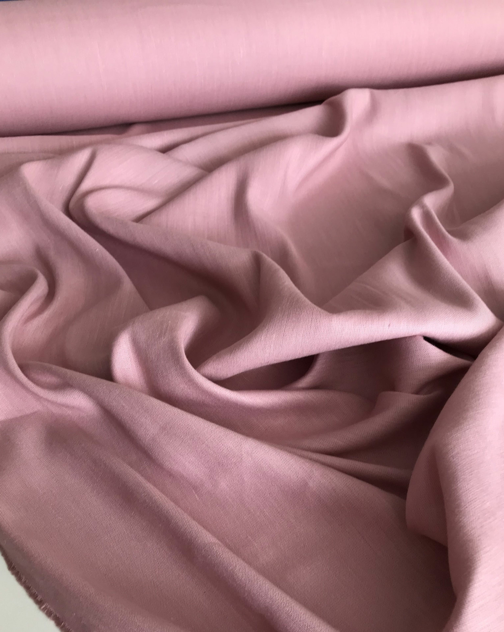 Лён с вискозой "Лотос"