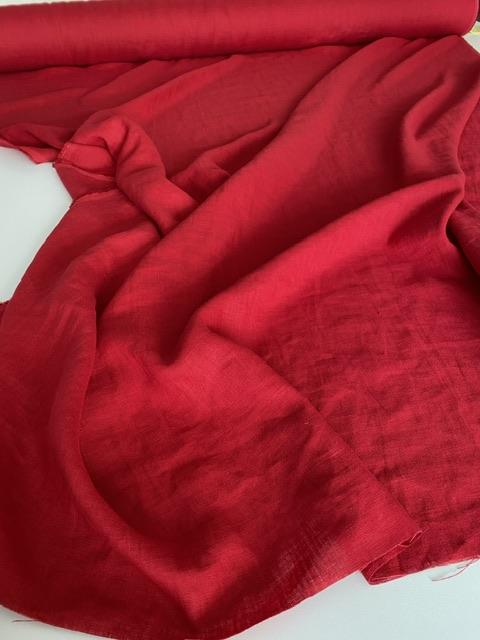 Отрез с дефектом Лён "Рубин"с эффектом мятости (crush) - 0,5м