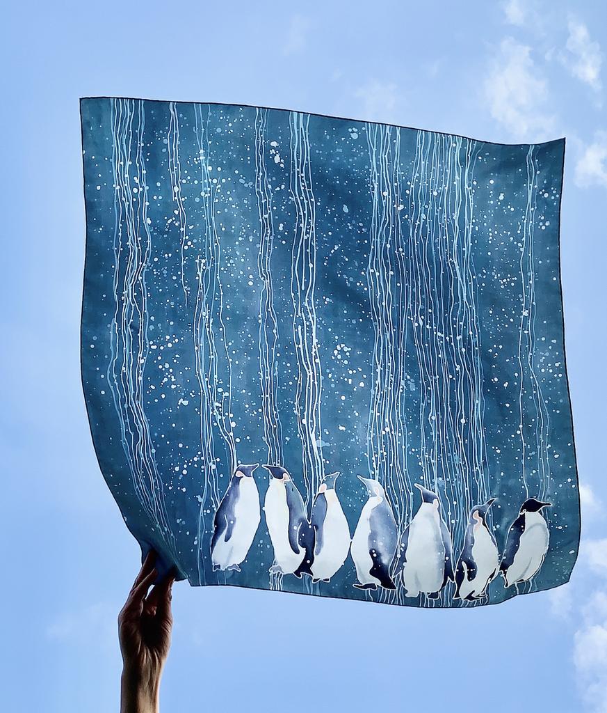 Шелковый платок Пингвины. BatikLine