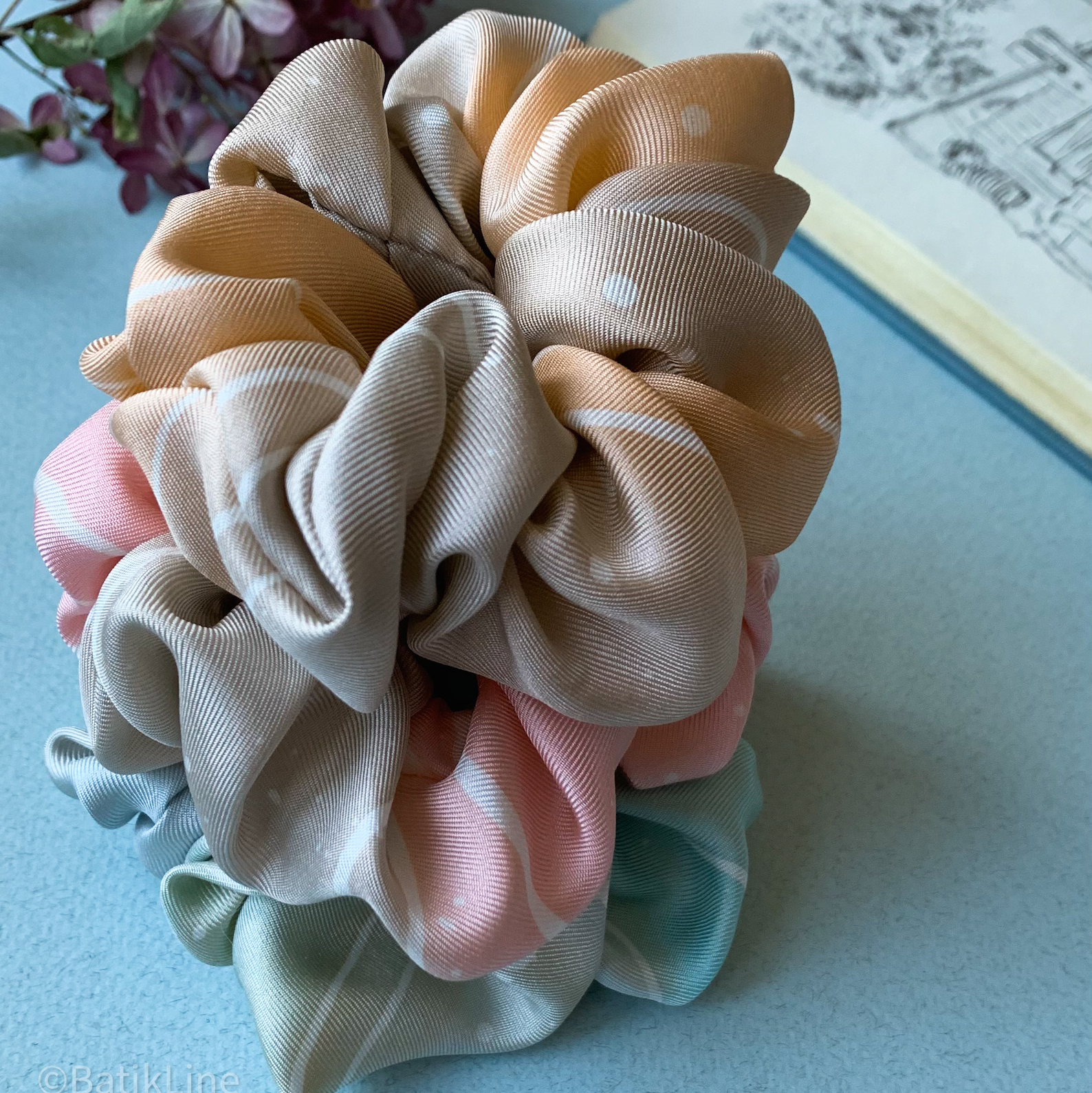 Шёлковая резинка для волос "Пастель"