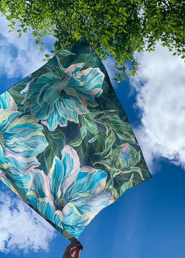 Шёлковый платок "Пионы”