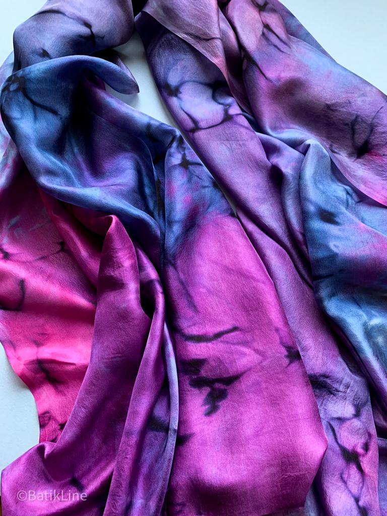 Сливово-васильковый шелковый палантин