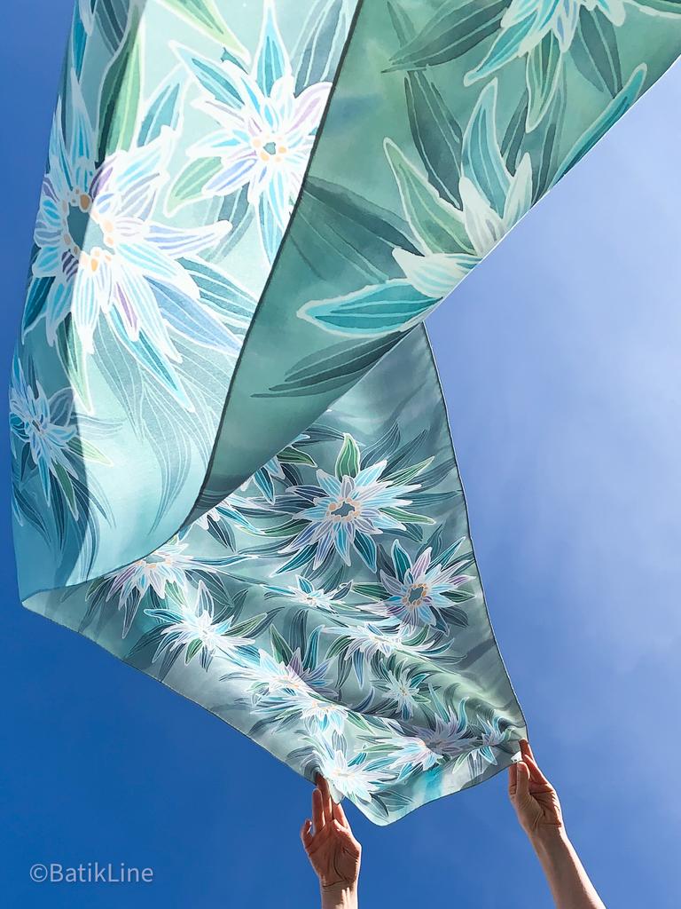 Шарф шелковый ручная роспись эдельвейсы