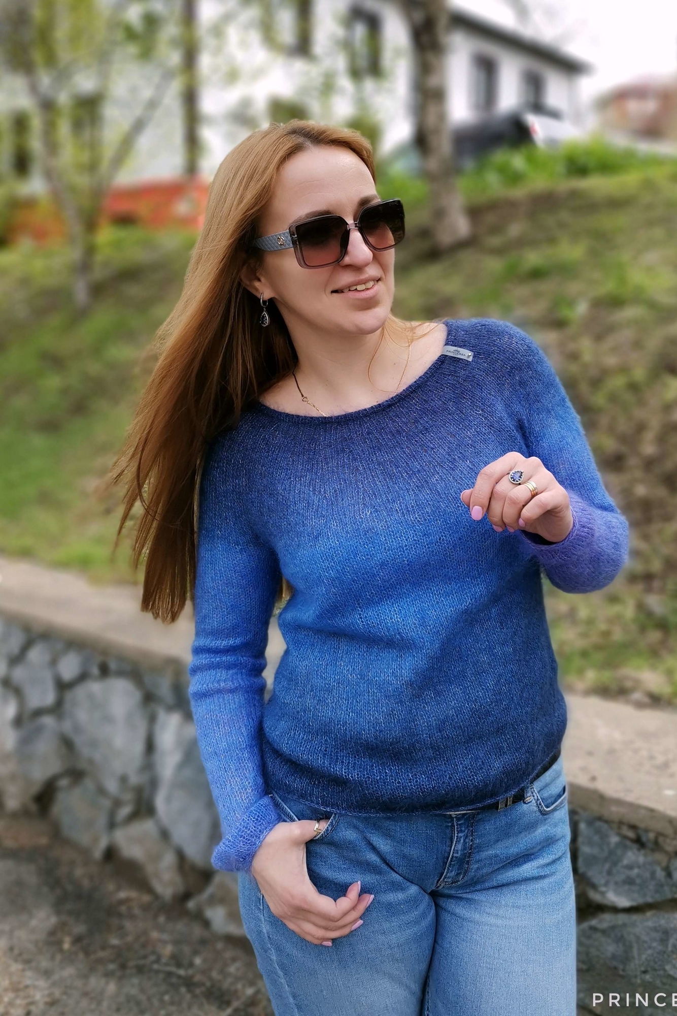 Джемпер спицами круглой кокеткой