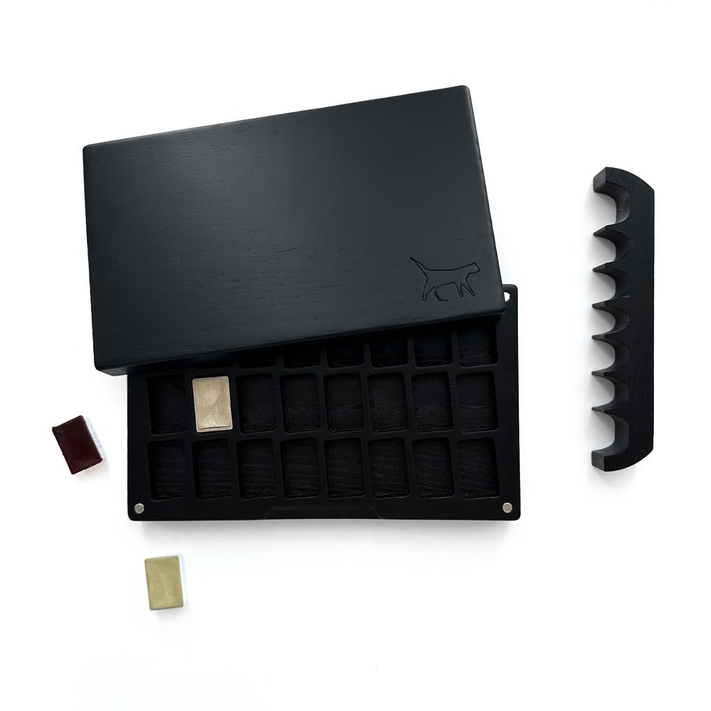 ПЕНАЛ ЧЕРНЫЙ НА 24 КЮВЕТЫ,  дуб/ясень