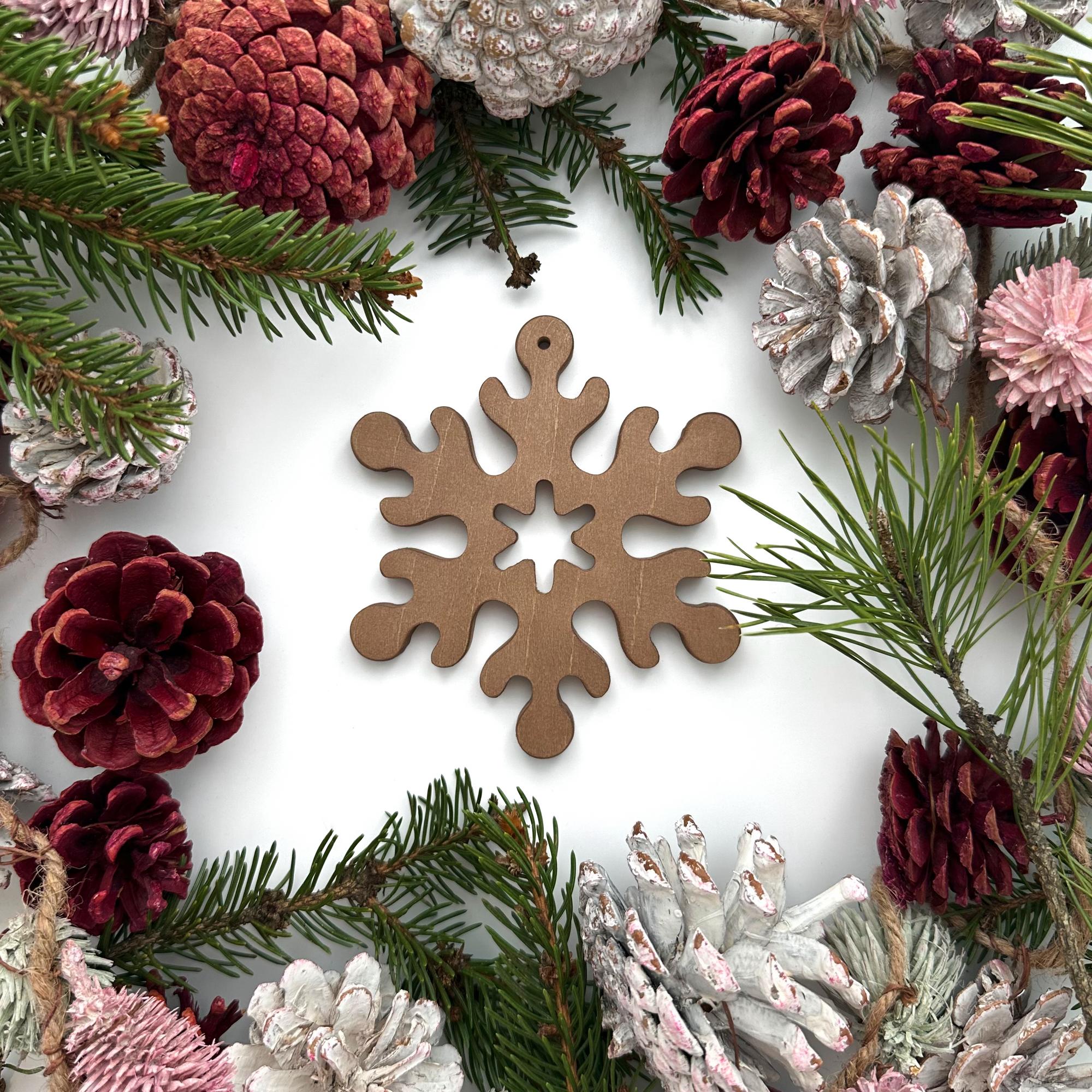 "Снежинка" (4 шт) Деревянная елочная игрушка из коллекции "Рождественская ночь"