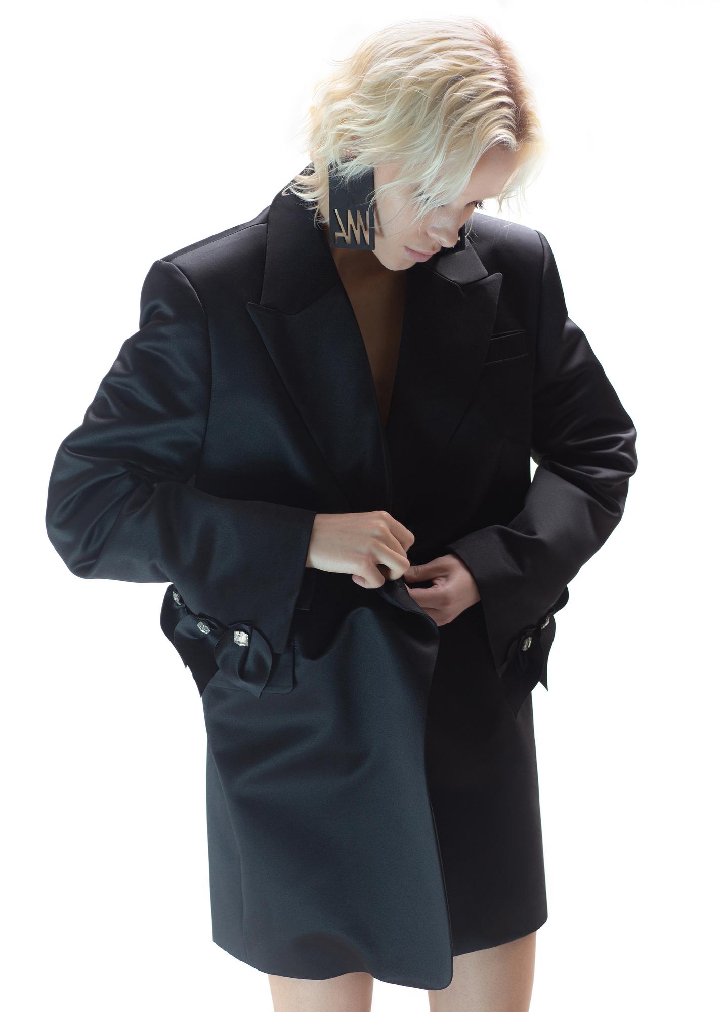 Жакет двубортный прямого силуэта