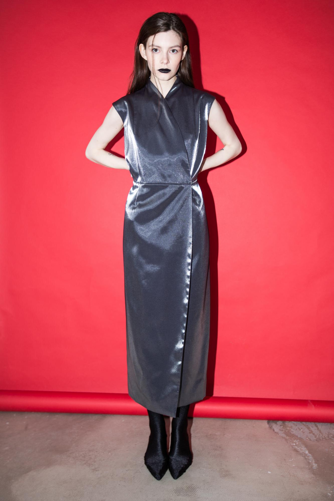 Платье на запах