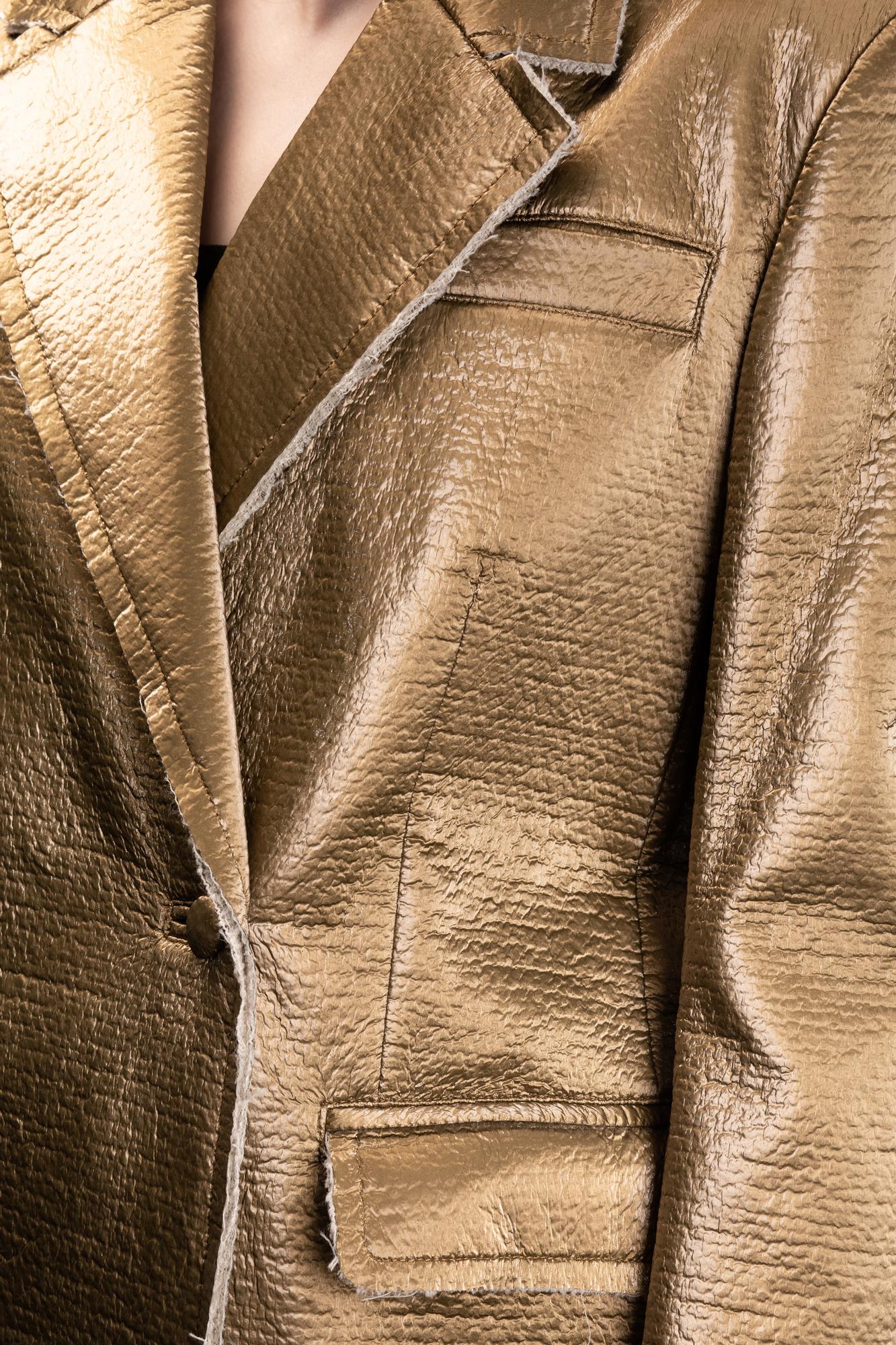 Жакет золотой