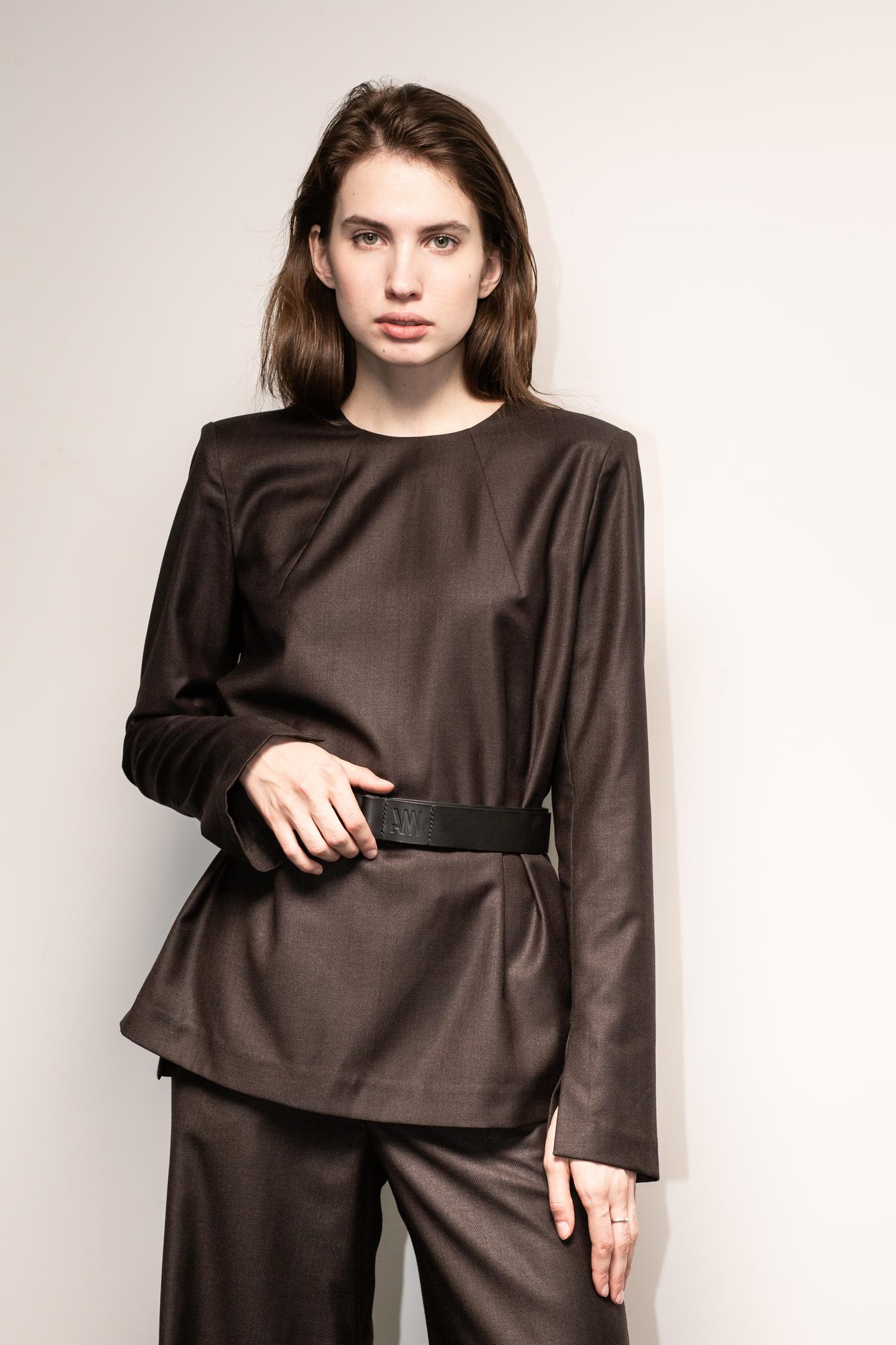 Костюм из вискозы